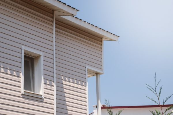 Cost of Vinyl Siding Hole Repair in Arvada